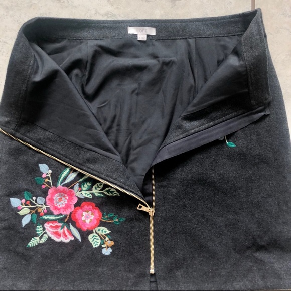 NWOT Ann Taylor Loft skirt - Picture 2 of 4